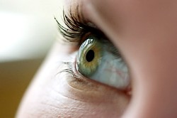 Как Остановить Подергивание Мышц Глаза?